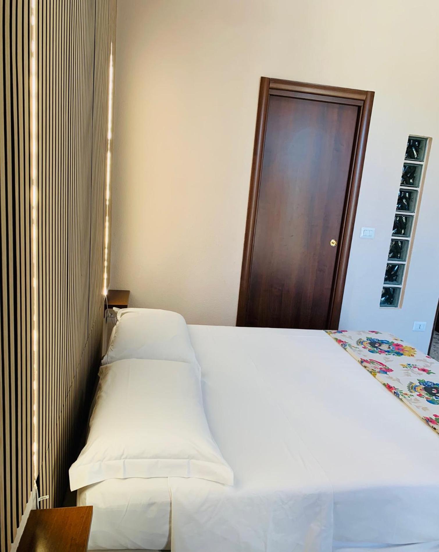 Casa Melany Apartment Taormina Bagian luar foto