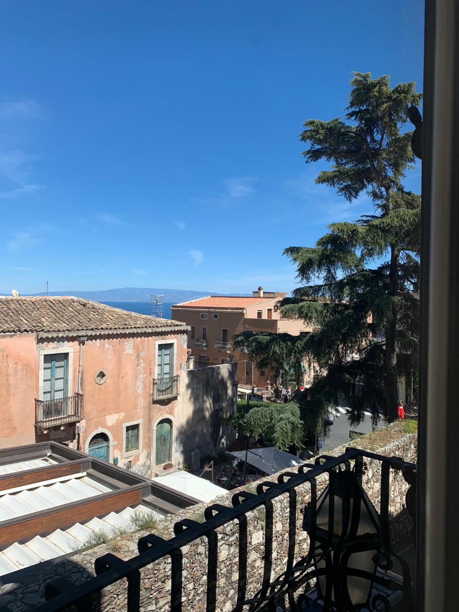 Casa Melany Apartment Taormina Bagian luar foto